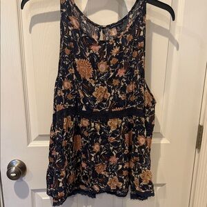 American Eagle Outfitters Floral Tank Top - Navy and Peach